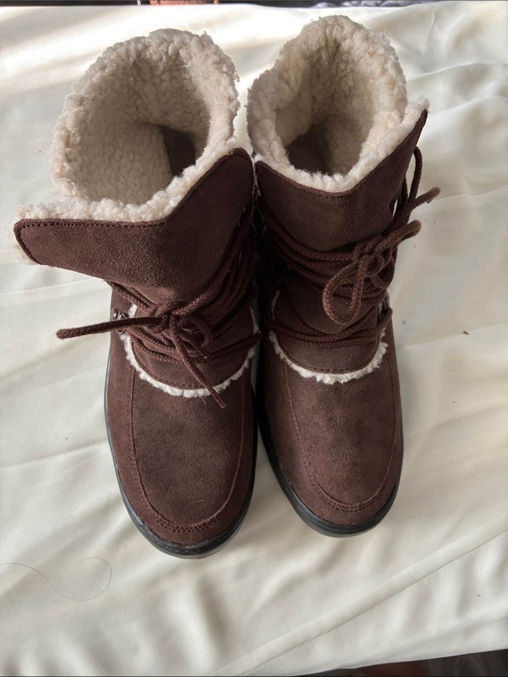 Deer Stags Brown Suede-Look Lace-Up Winter Boots with Cream Shearling